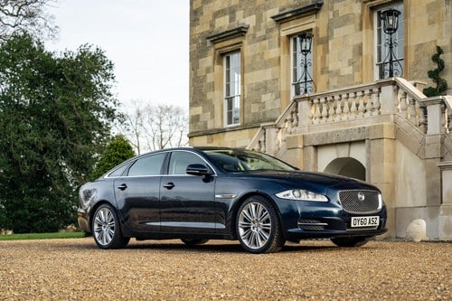 2010 Jaguar XJ Portfolio V8 LWB Ex-Royal Fleet à vendre (picture 1 of 127)