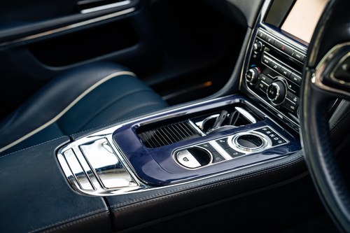 2010 Jaguar XJ Portfolio V8 LWB Ex-Royal Fleet à vendre (picture 55 of 127)