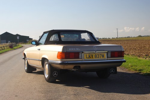 1981 Mercedes Benz 280SL (R107) En venta (imagen 47 de 150)