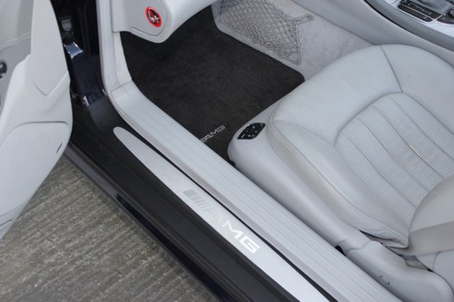 2003 Mercedes Benz SL55 AMG (R230) till salu (bild 53 av 115)