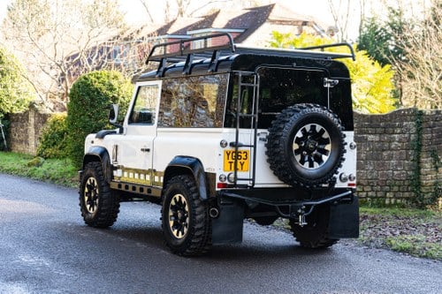 2013 Land Rover Defender 90TD Centurion Arctic Edition Number 1 In vendita (immagine 15 di 94)