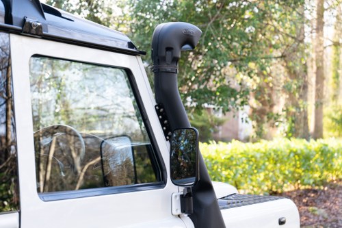 2013 Land Rover Defender 90TD Centurion Arctic Edition Number 1 In vendita (immagine 67 di 94)