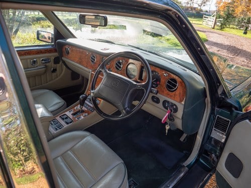 1995 Bentley Brooklands LPT For Sale (picture 17 of 350)