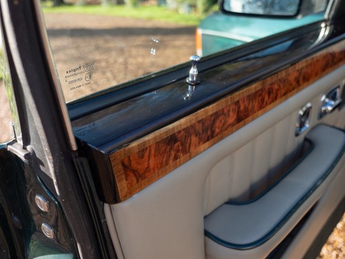 1995 Bentley Brooklands LPT For Sale (picture 87 of 350)