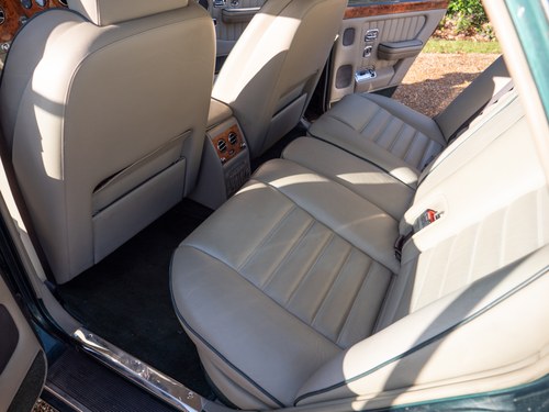 1995 Bentley Brooklands LPT For Sale (picture 96 of 350)