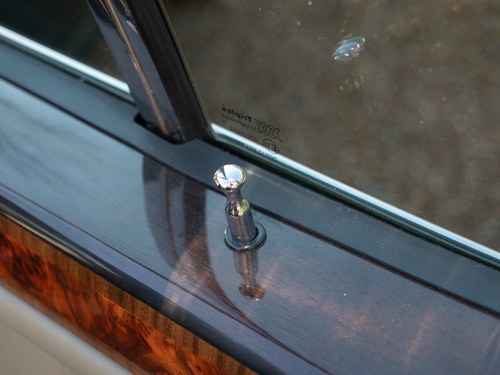 1995 Bentley Brooklands LPT For Sale (picture 112 of 350)