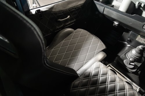 1998 Land Rover Defender 90 300TDI For Sale (picture 35 of 127)