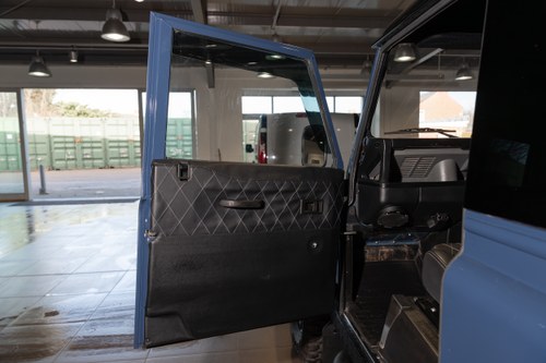 1998 Land Rover Defender 90 300TDI For Sale (picture 52 of 127)