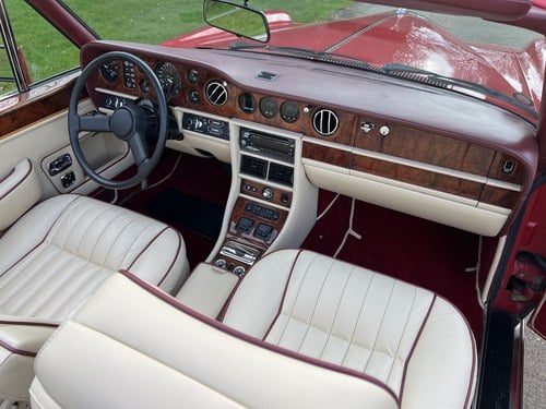 1988 Rolls-Royce Corniche II Convertible For Sale (picture 30 of 131)