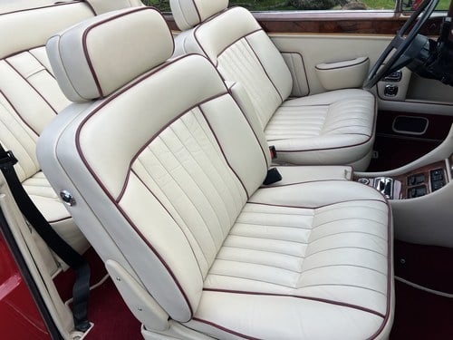 1988 Rolls-Royce Corniche II Convertible For Sale (picture 29 of 131)