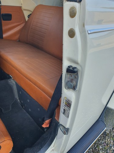 1976 Volkswagen Beetle Cabriolet En venta (imagen 38 de 73)