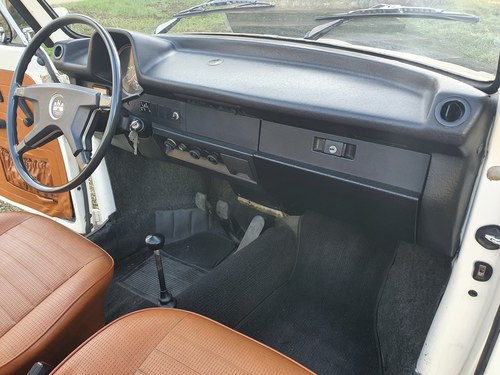 1976 Volkswagen Beetle Cabriolet En venta (imagen 44 de 73)