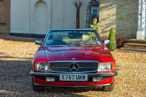 1987 Mercedes-Benz 300 SL R107 For Sale (picture 2 of 184)
