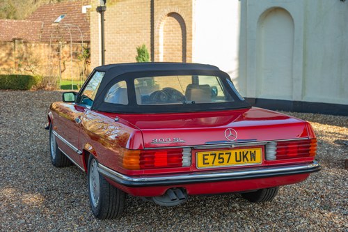 1987 Mercedes-Benz 300 SL R107 For Sale (picture 36 of 184)