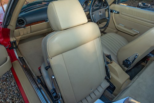 1987 Mercedes-Benz 300 SL R107 For Sale (picture 72 of 184)