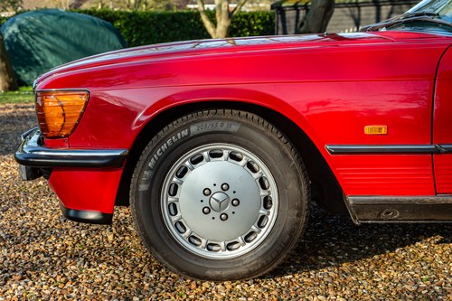 1987 Mercedes-Benz 300 SL R107 For Sale (picture 106 of 184)