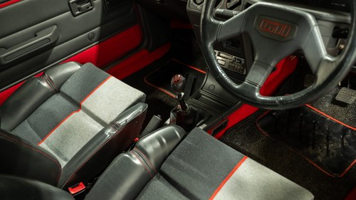 1989 Peugeot 205 GTI 1.9 In vendita (immagine 20 di 148)
