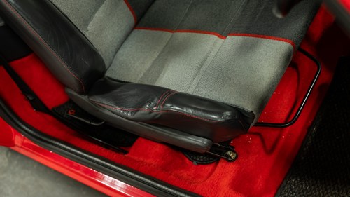 1989 Peugeot 205 GTI 1.9 In vendita (immagine 43 di 148)