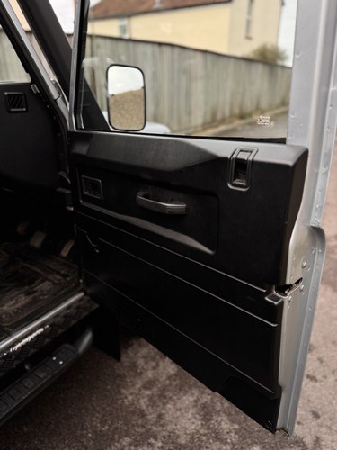 2010 Land Rover Defender 110 XS TD In vendita (immagine 40 di 157)