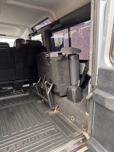 2010 Land Rover Defender 110 XS TD In vendita (immagine 116 di 157)