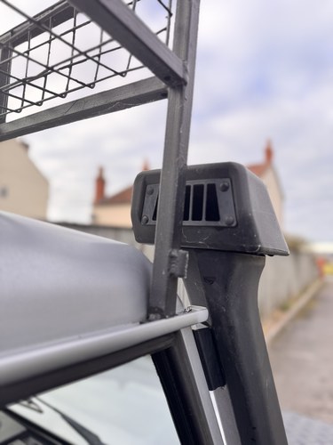 2010 Land Rover Defender 110 XS TD In vendita (immagine 148 di 157)