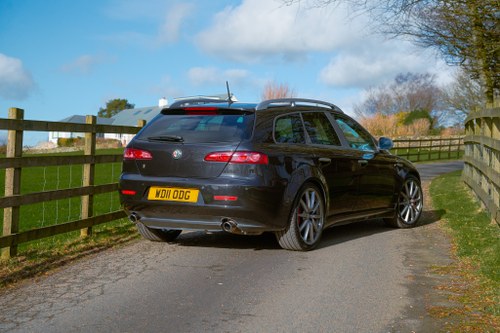 2011 Alfa Romeo 159 Sportwagon 1750TBI Lusso zum Verkauf (Bild 8 von 111)