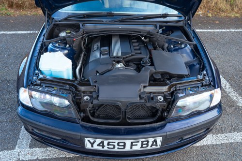 2001 BMW 325i SE E46 zum Verkauf (Bild 84 von 124)