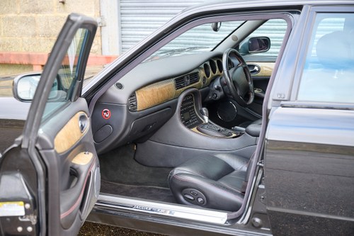 2001 Jaguar X308 XJR 100 Limited Edition zum Verkauf (Bild 53 von 115)