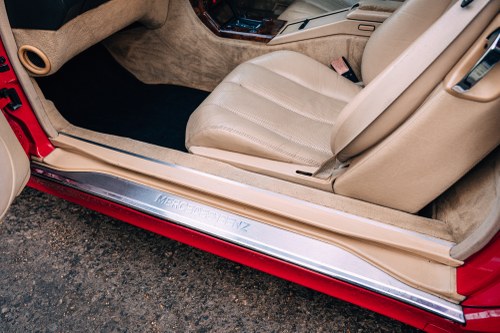 1988 Mercedes-Benz R129 300SL-24 In vendita (immagine 38 di 106)