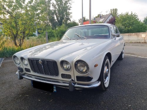 1973 Jaguar XJ6 Series 1 4.2 SWB till salu (bild 1 av 57)