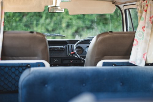 1973 Volkswagen T2 Camper "Late Bay" En venta (imagen 16 de 155)