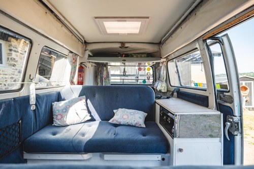 1973 Volkswagen T2 Camper "Late Bay" En venta (imagen 38 de 155)