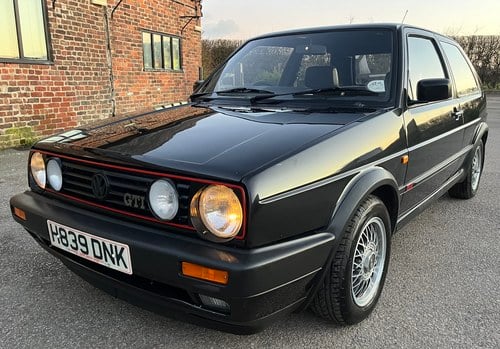 1990 Volkswagen Golf Mk2 GTI 8V For Sale (picture 2 of 64)