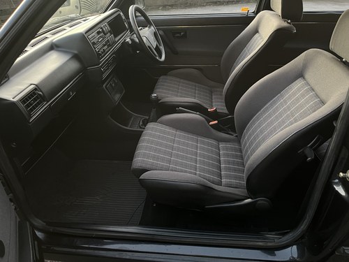 1990 Volkswagen Golf Mk2 GTI 8V For Sale (picture 27 of 64)