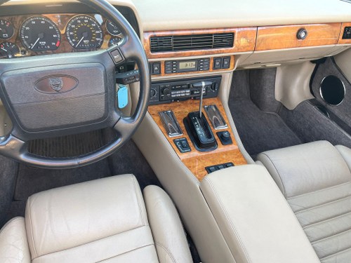 1992 Jaguar XJS Convertible V12 In vendita (immagine 46 di 77)