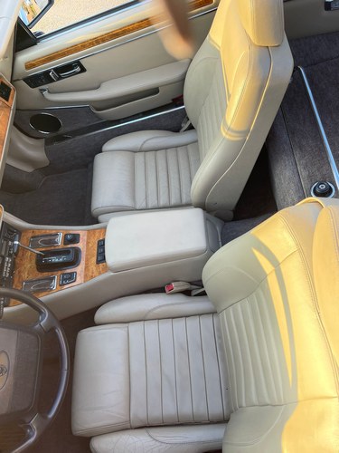 1992 Jaguar XJS Convertible V12 In vendita (immagine 34 di 77)