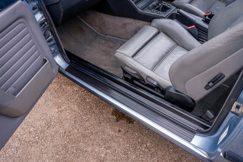 1993 BMW E30 318 Lux Convertible Manual For Sale (picture 22 of 222)