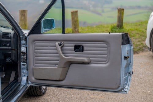 1993 BMW E30 318 Lux Convertible Manual For Sale (picture 66 of 222)