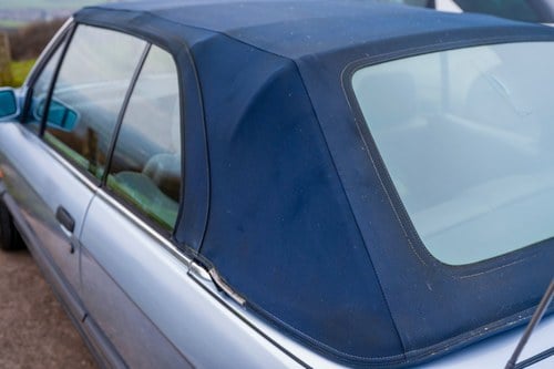 1993 BMW E30 318 Lux Convertible Manual For Sale (picture 99 of 222)