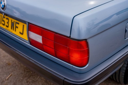 1993 BMW E30 318 Lux Convertible Manual For Sale (picture 107 of 222)