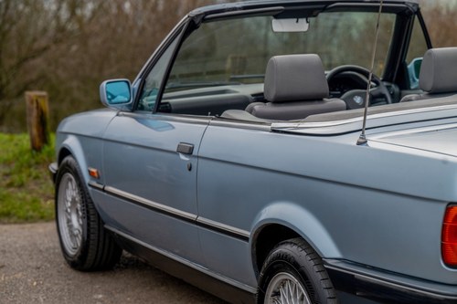 1993 BMW E30 318 Lux Convertible Manual For Sale (picture 139 of 222)