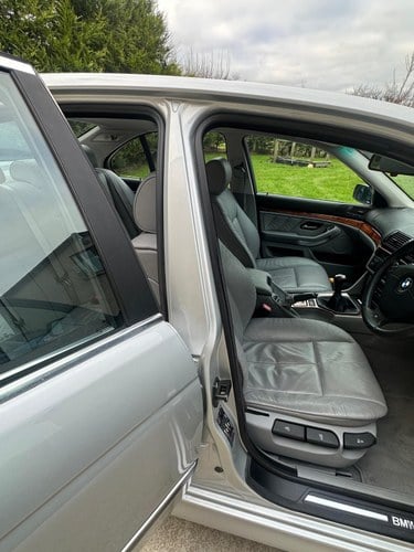 1999 BMW E39 528i SE Manual In vendita (immagine 41 di 84)