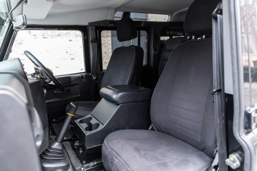 2014 Land Rover Defender 110 In vendita (immagine 55 di 156)