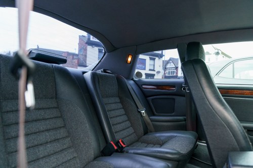 1991 Jaguar XJS 4.0 with TWR Body Kit In vendita (immagine 38 di 137)