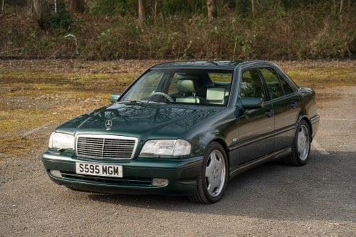 1998 Mercedes-Benz C43 4.3L V8 till salu (bild 8 av 134)