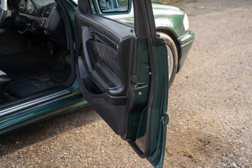 1998 Mercedes-Benz C43 4.3L V8 till salu (bild 51 av 134)