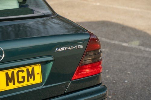 1998 Mercedes-Benz C43 4.3L V8 till salu (bild 102 av 134)