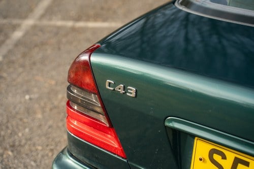 1998 Mercedes-Benz C43 4.3L V8 till salu (bild 104 av 134)