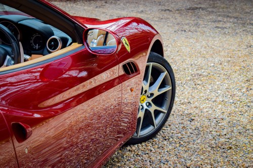 2010 Ferrari California 4.3L V8 In vendita (immagine 77 di 108)