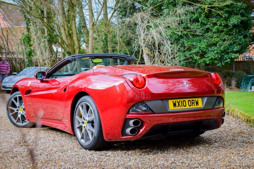2010 Ferrari California 4.3L V8 In vendita (immagine 7 di 108)
